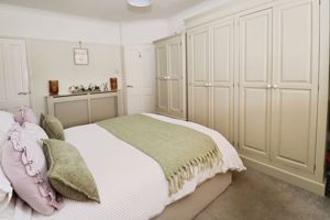 BEAUMONT AVENUE- click for photo gallery